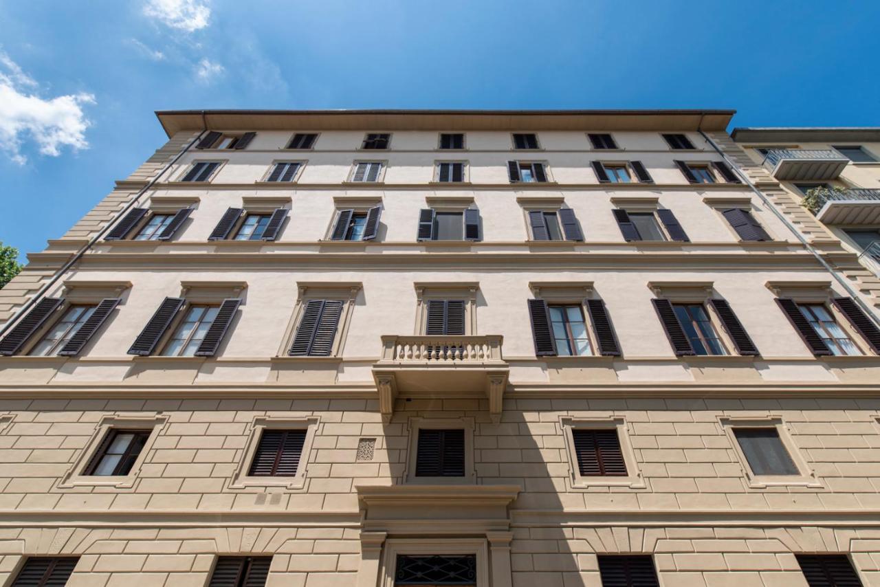 Апартаменты Dimora D'Azeglio With Private Patio Флоренция Экстерьер фото